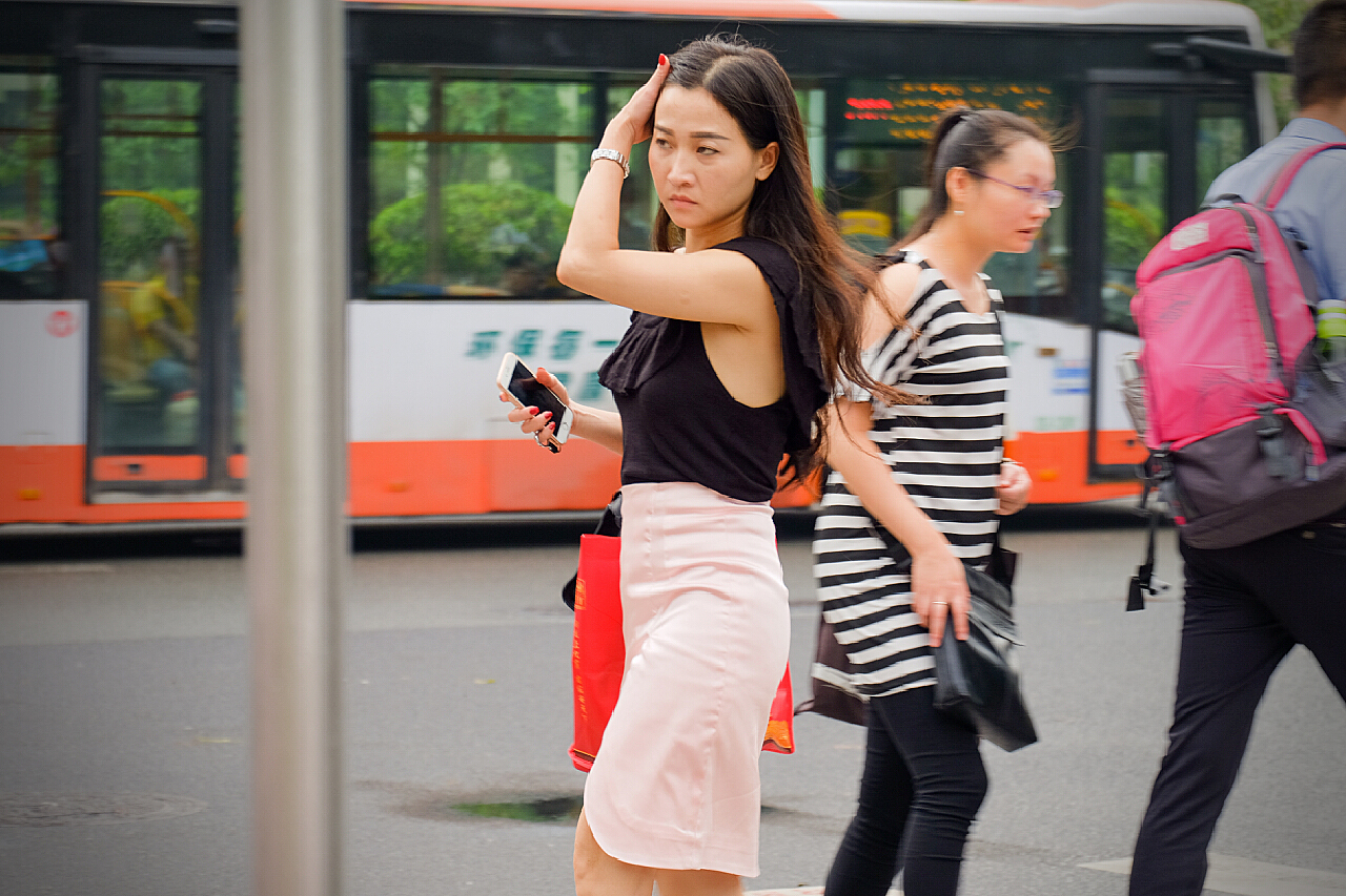 街头抓拍苹果版下载苹果11拍照怎么是反的-第1张图片-太平洋在线下载